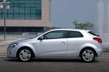 Kia Pro_Ceed (2010 – 2011) – fotka 14