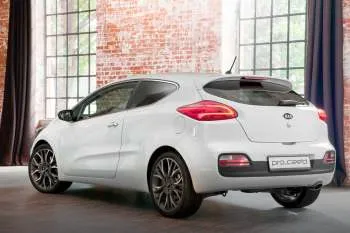 Kia Pro_Ceed (2013 – 2015) – fotka 7