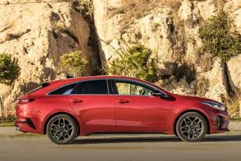 Kia ProCeed (od 2019) – fotka 34