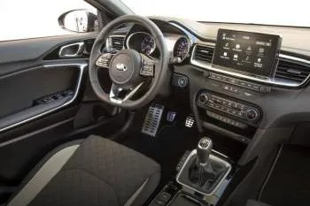 Kia ProCeed (od 2019) – fotka 41