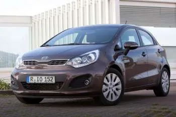 Kia Rio päťdverový hatchback (2011 – 2015) – fotka 27