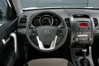 Kia Sorento Van (2009 – 2012) – fotka 10