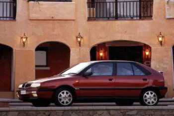 Lancia Delta (1996 – 1998) – fotka 3