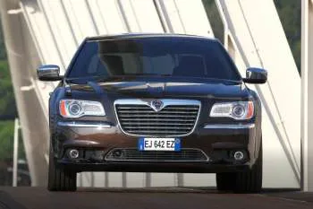 Lancia Thema (2011 – 2014) – fotka 5