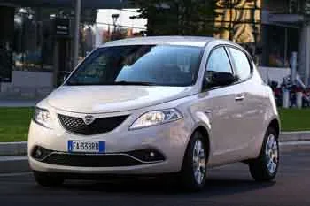 Lancia Ypsilon (2015 – 2017) – fotka 5