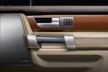 Land Rover Discovery (2009 – 2013) – fotka 10