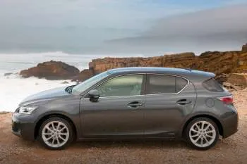 Lexus CT (2011 – 2014) – fotka 23