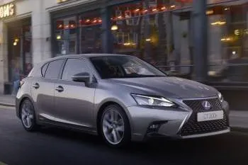 Lexus CT (od 2018) – fotka 2