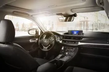 Lexus CT (od 2018) – fotka 10