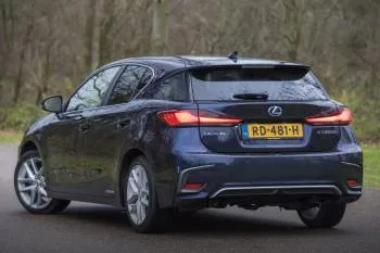 Lexus CT (od 2018) – fotka 15