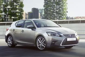 Lexus CT (od 2018) – fotka 18