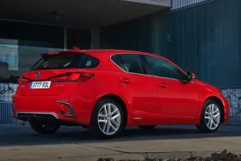 Lexus CT (od 2018) – fotka 19