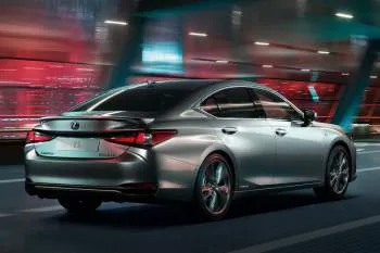 Lexus ES (od 2018) – fotka 9