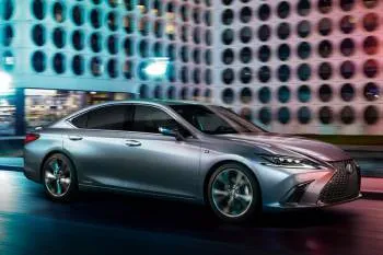 Lexus ES (od 2018) – fotka 10