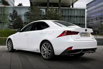 Lexus IS (2013 – 2017) – fotka 26