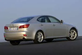 Lexus IS 250 Business Tech – fotka 5