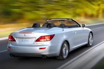 Lexus IS C (2009 – 2013) – fotka 4