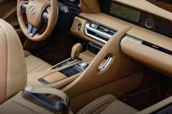 Lexus LC Convertible (od 2020) – fotka 7