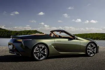Lexus LC Convertible (od 2020) – fotka 9