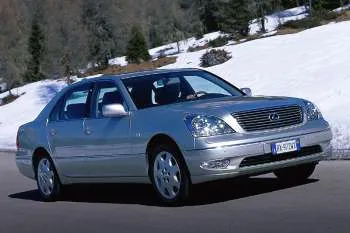 Lexus LS (2000 – 2003) – fotka 6
