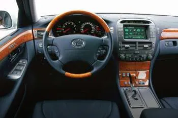 Lexus LS (2000 – 2003) – fotka 9