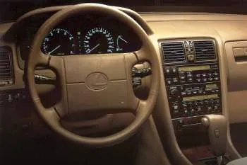 Lexus LS (1990 – 1995) – fotka 5