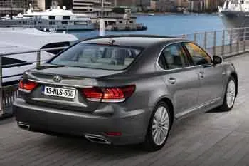 Lexus LS (2013 – 2018) – fotka 2
