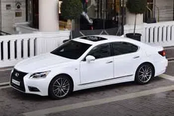 Lexus LS (2013 – 2018) – fotka 11