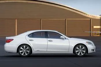 Lexus LS (2010 – 2013) – fotka 9