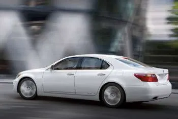 Lexus LS (2010 – 2013) – fotka 11