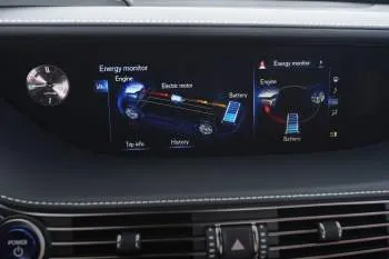 Lexus LS (od 2018) – fotka 27