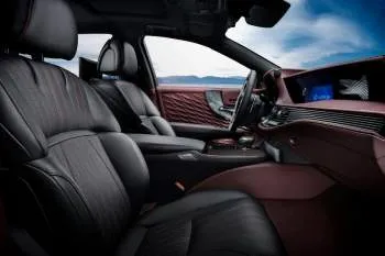 Lexus LS (od 2018) – fotka 31