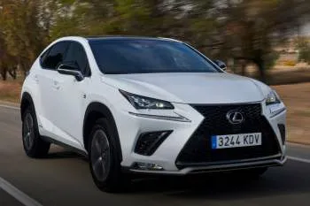 Lexus NX 300h – fotka 4