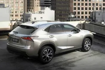 Lexus NX (2014 – 2017) – fotka 6