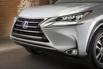 Lexus NX (2014 – 2017) – fotka 10