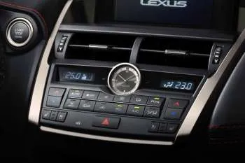 Lexus NX (2014 – 2017) – fotka 24