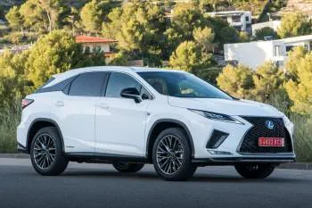 Lexus RX (od 2019) – fotka 15
