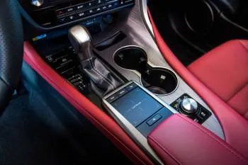 Lexus RX (od 2019) – fotka 50