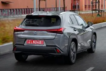 Lexus UX (od 2019) – fotka 6