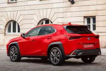 Lexus UX (od 2019) – fotka 12