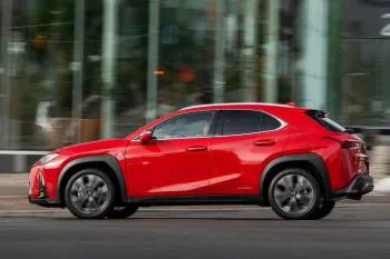Lexus UX (od 2019) – fotka 34