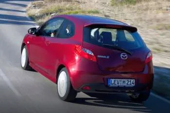 Mazda 2 (2010 – 2013) – fotka 5