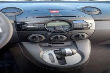 Mazda 2 (2010 – 2013) – fotka 19