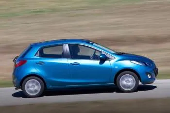 Mazda 2 (2010 – 2015) – fotka 9