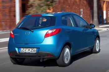 Mazda 2 (2010 – 2015) – fotka 11