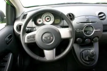 Mazda 2 (2008 – 2010) – fotka 18