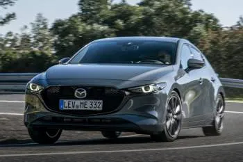 Mazda 3 SkyActiv-G 2.0 122 Luxury - 5