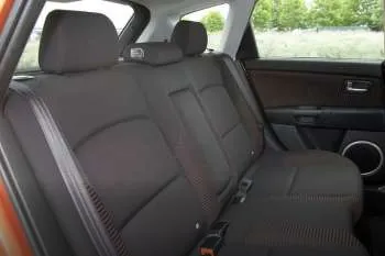 Mazda 3 Sedan (2003 – 2006) – fotka 2
