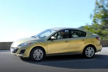 Mazda 3 Sedan 1.6 CiTD TS – fotka 8