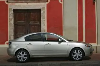 Mazda 3 Sedan (2006 – 2009) – fotka 9
